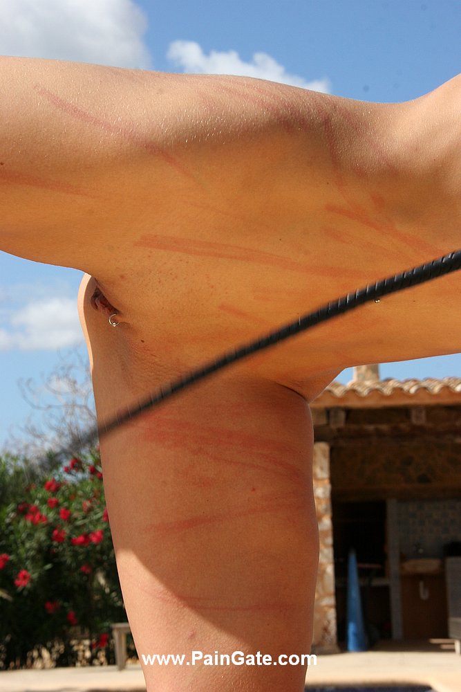 Outdoor breast whipping